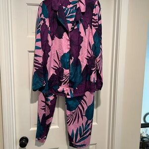 IMAN Purple and Teal Leaf Print Satin Silky Pajama Set
